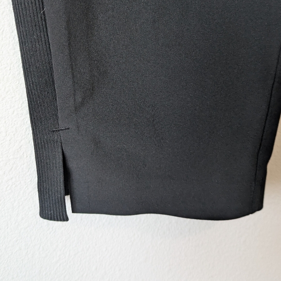 ATHLETA Brooklyn Ankle Pant 6 Black Mid Rise Lightweight Outdoor Summer Hiking - Picture 2 of 13